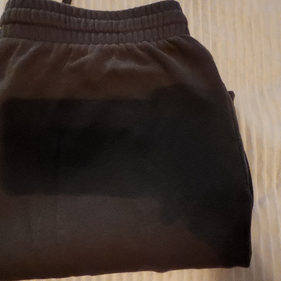 UNDER ARMOUR MENS SWEAT PANTS - Picture 3 of 6